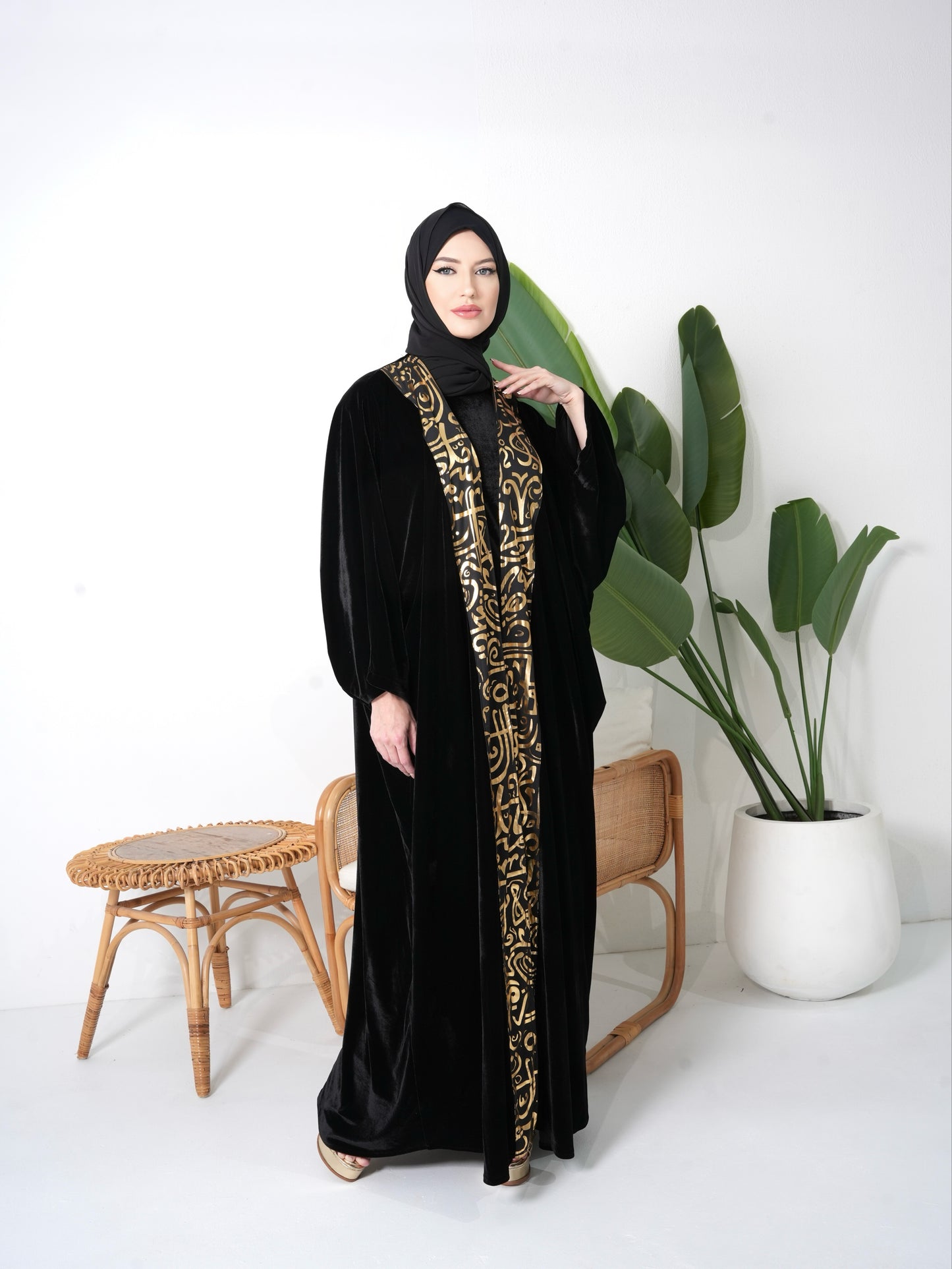 Arabeya Velvet Kaftan
