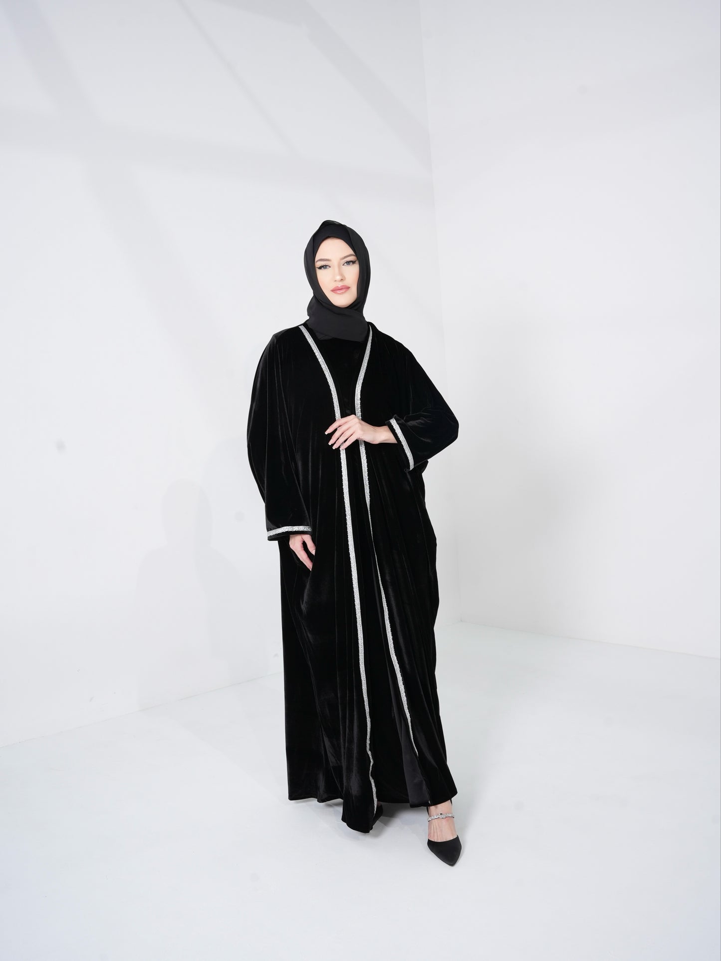 Velvet Blue Eye Abaya with Silver pattern