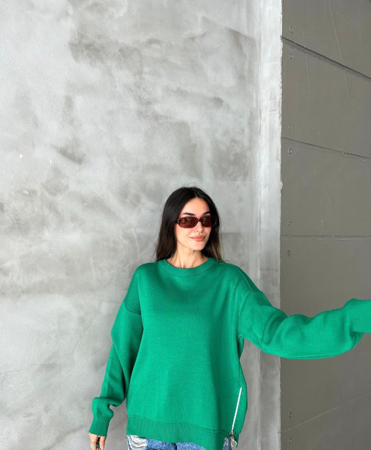 Green pullover with side zipper