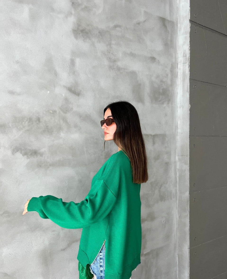 Green pullover with side zipper