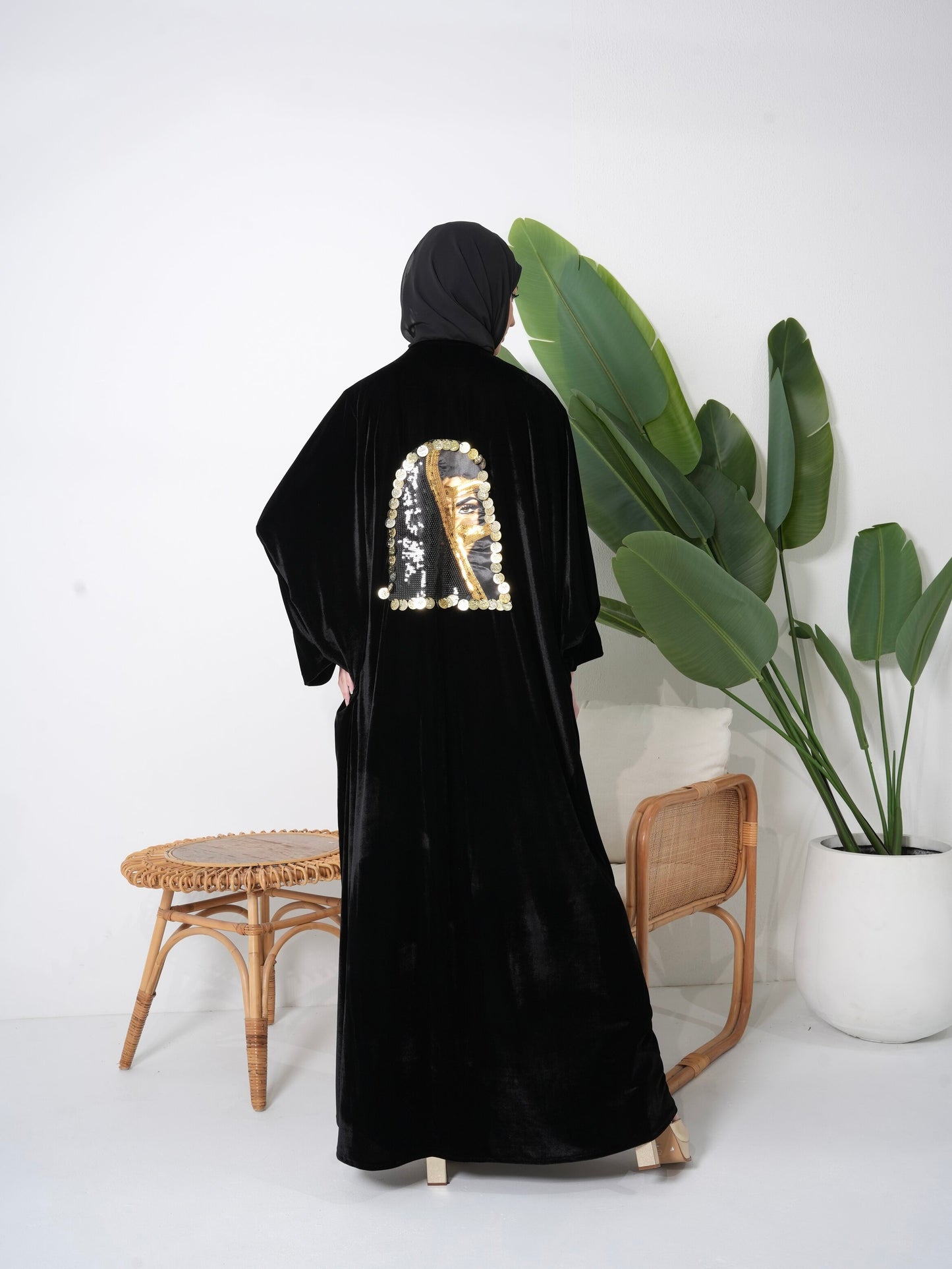Arabeya Velvet Kaftan