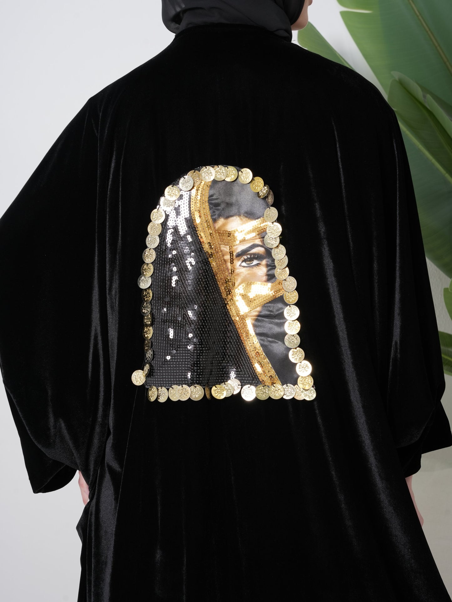Arabeya Velvet Kaftan